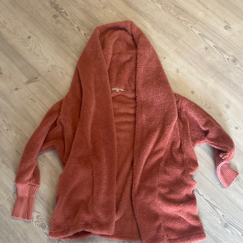 Cozy casual mauve hooded Sherpa